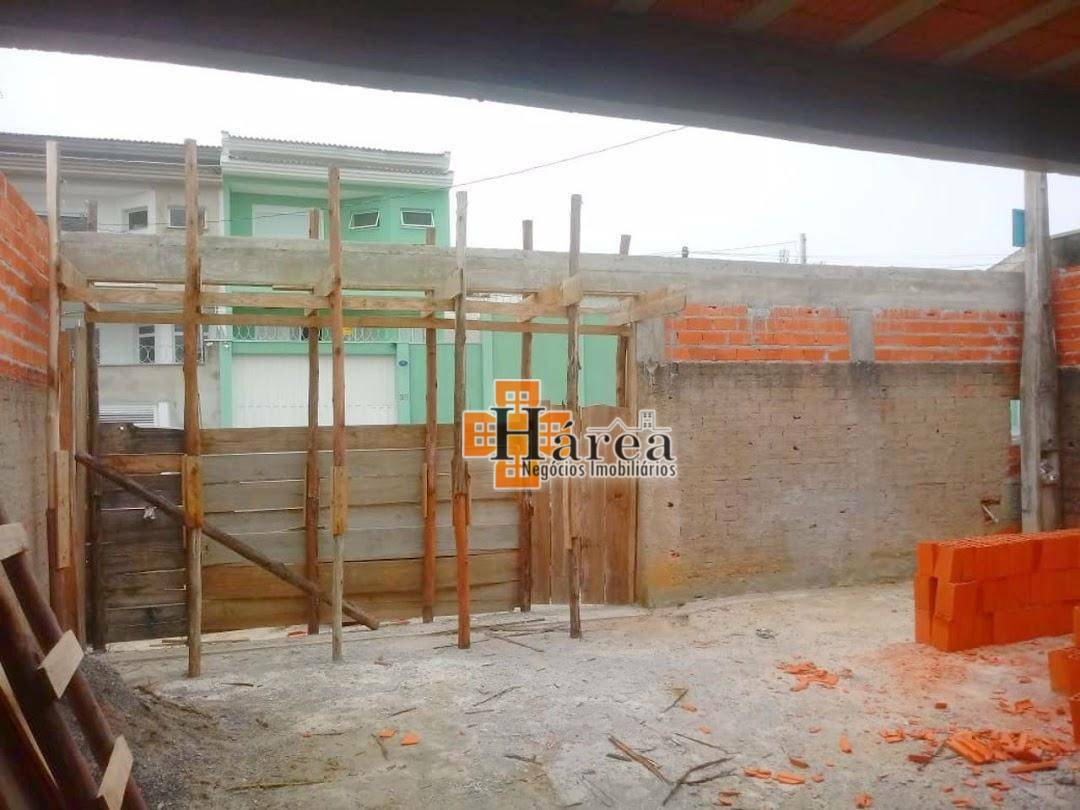 Sobrado à venda com 3 quartos, 228m² - Foto 1