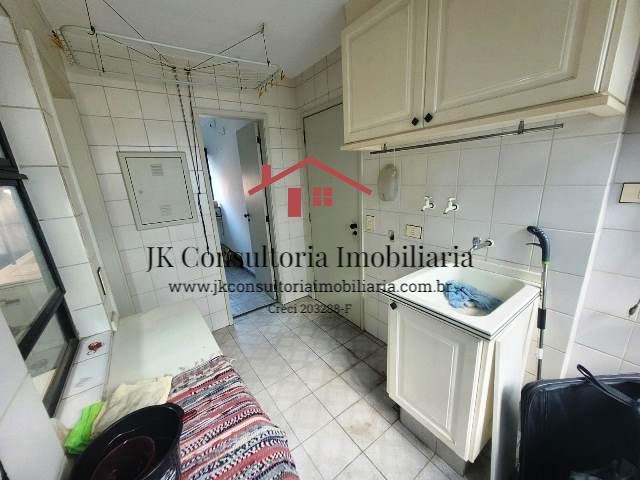 Apartamento à venda com 3 quartos, 136m² - Foto 25