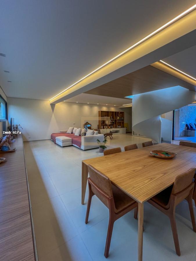 Casa de Condomínio à venda com 4 quartos, 384m² - Foto 22