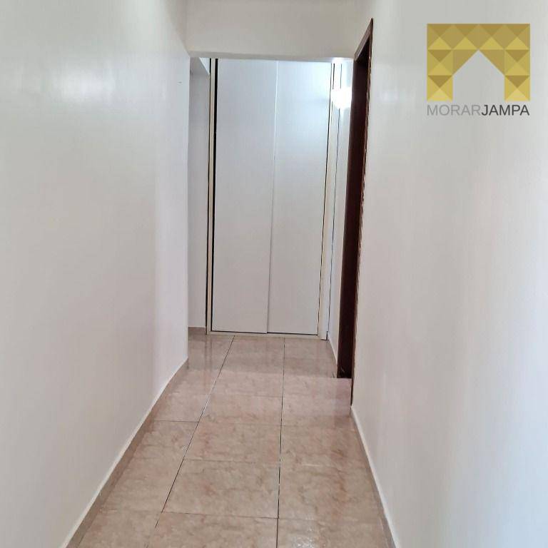 Casa de Condomínio à venda com 3 quartos, 250m² - Foto 28