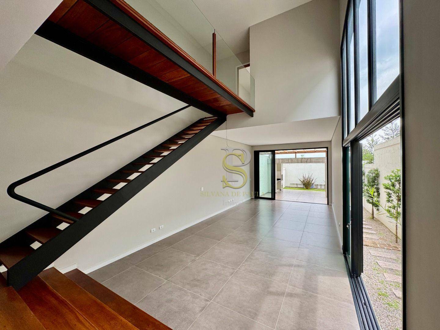 Casa à venda com 2 quartos, 166m² - Foto 8