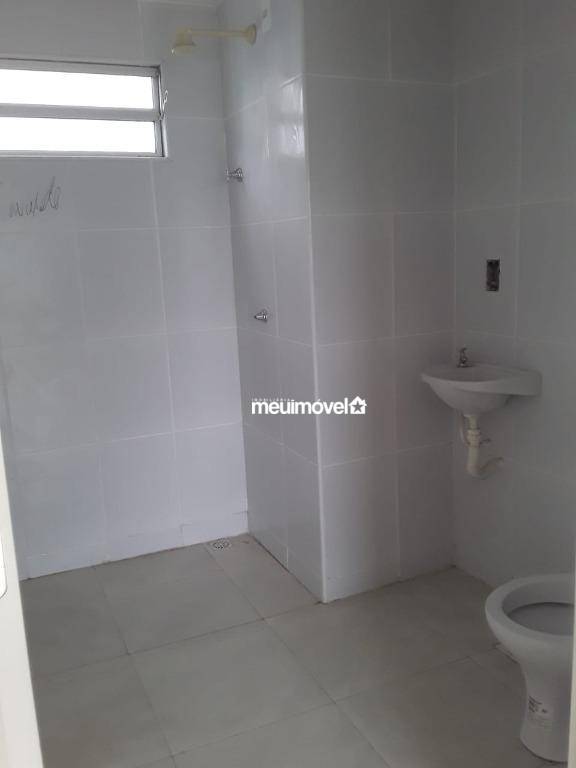 Apartamento à venda com 2 quartos, 50m² - Foto 13