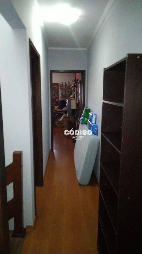 Sobrado à venda com 3 quartos, 250m² - Foto 24