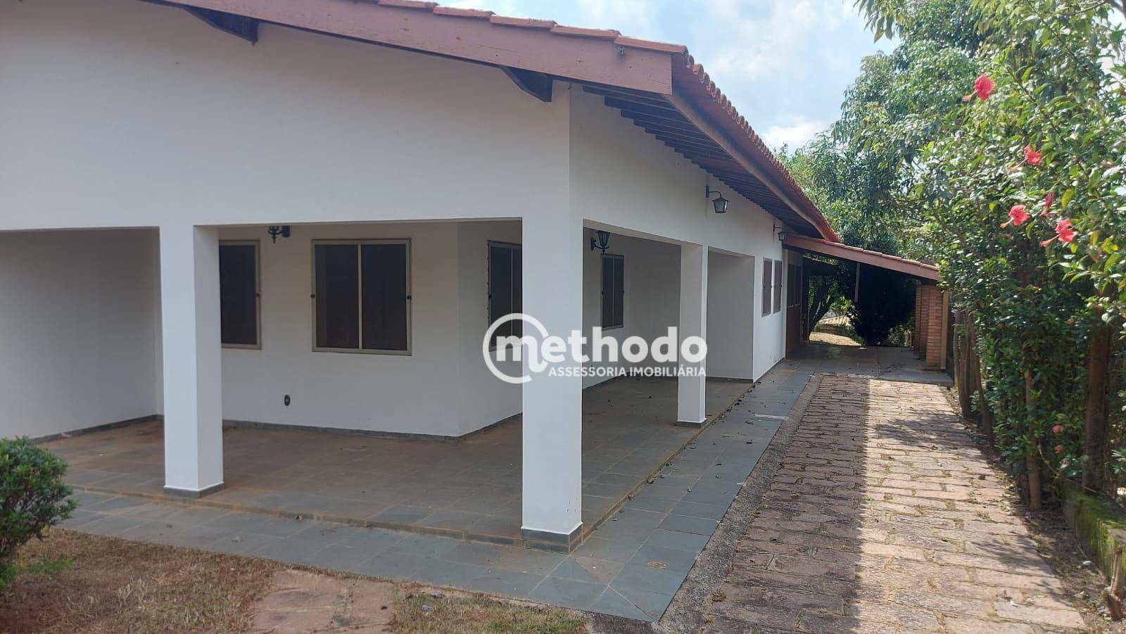 Casa de Condomínio à venda com 3 quartos, 250m² - Foto 25