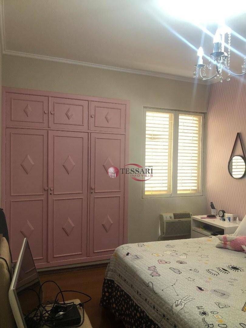 Apartamento à venda com 3 quartos, 137m² - Foto 22