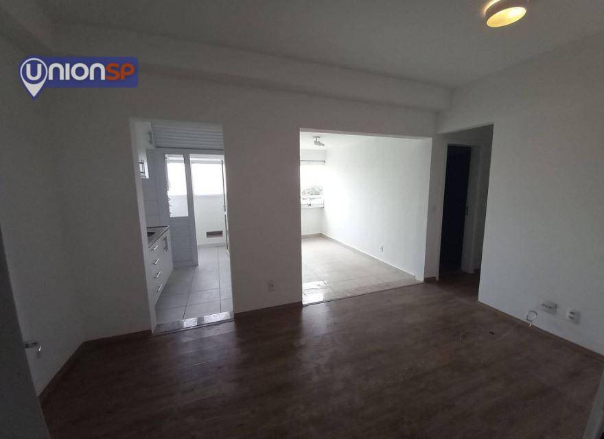 Apartamento à venda com 1 quarto, 45m² - Foto 1