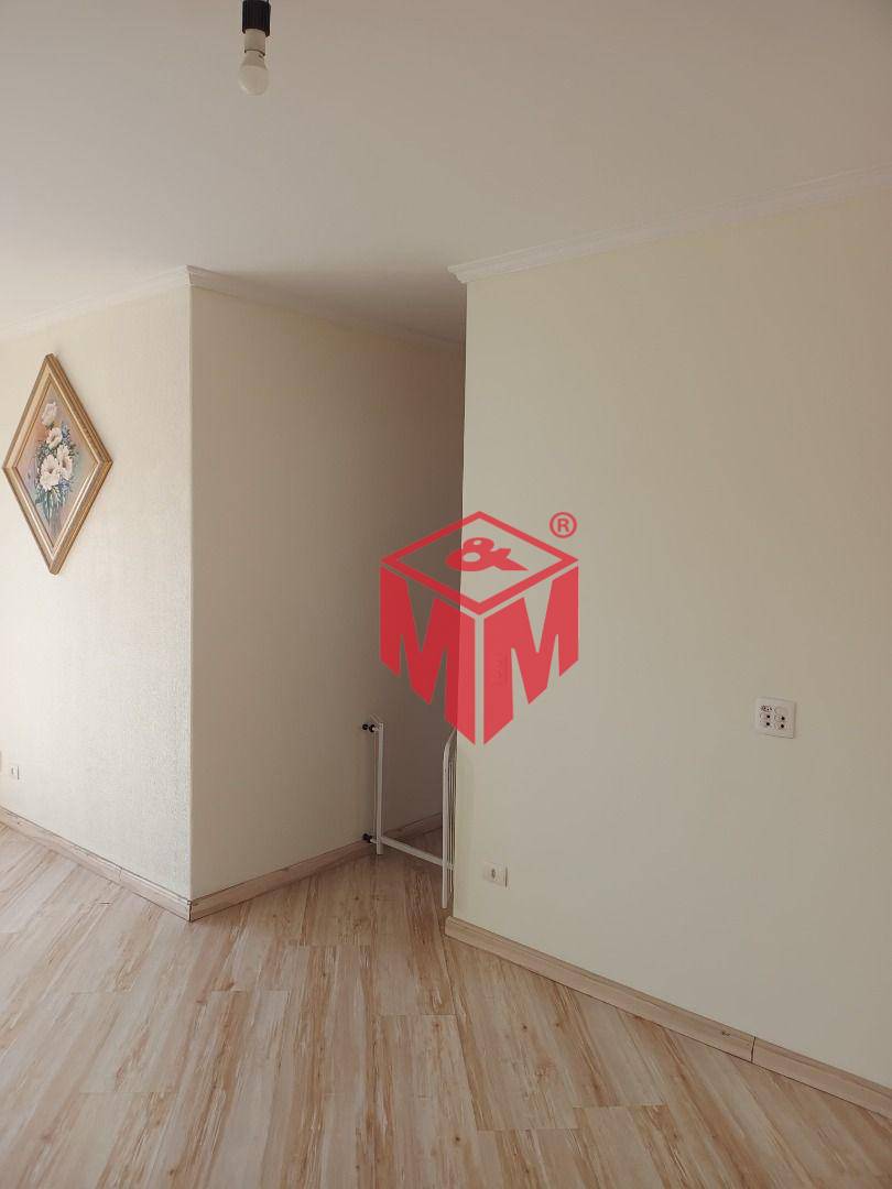 Apartamento à venda com 2 quartos, 65m² - Foto 3