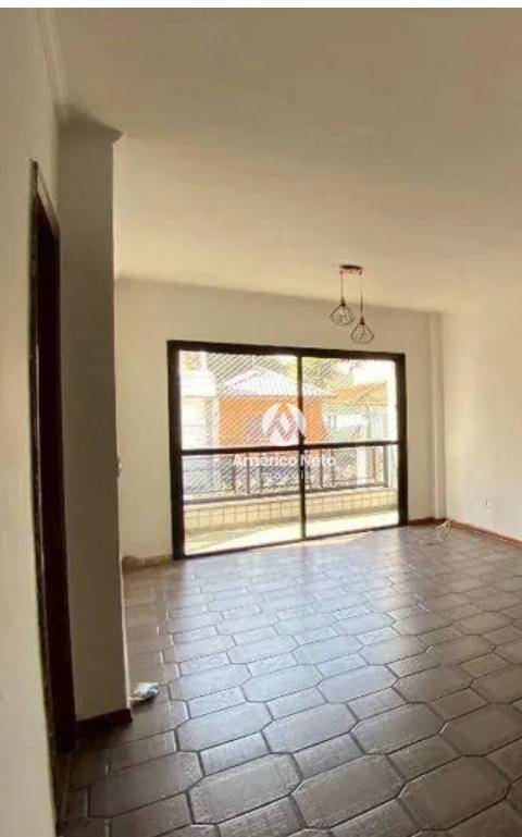 Apartamento à venda com 3 quartos, 100m² - Foto 1