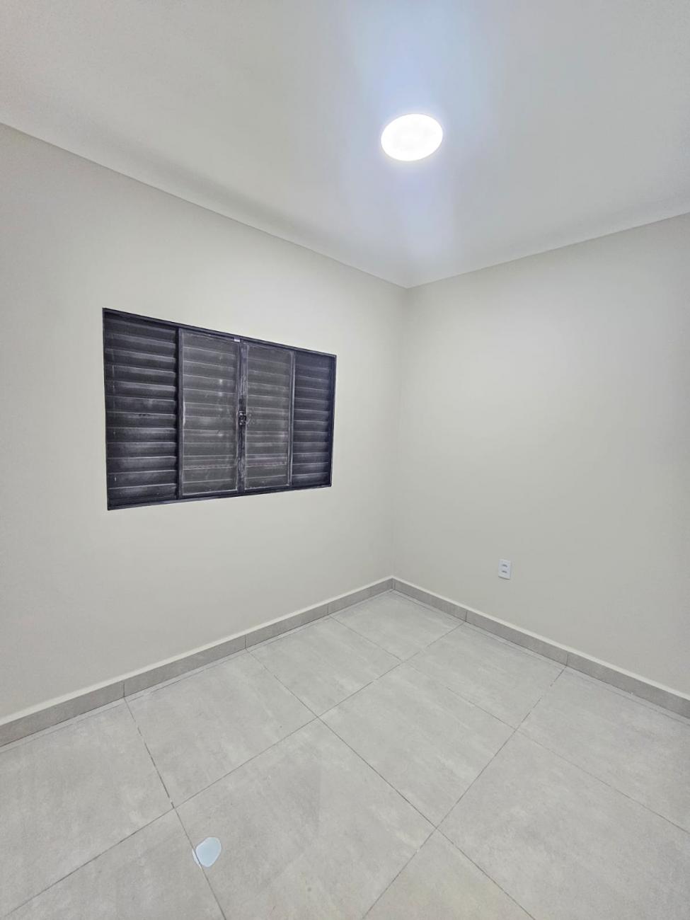 Casa à venda com 2 quartos, 70m² - Foto 12