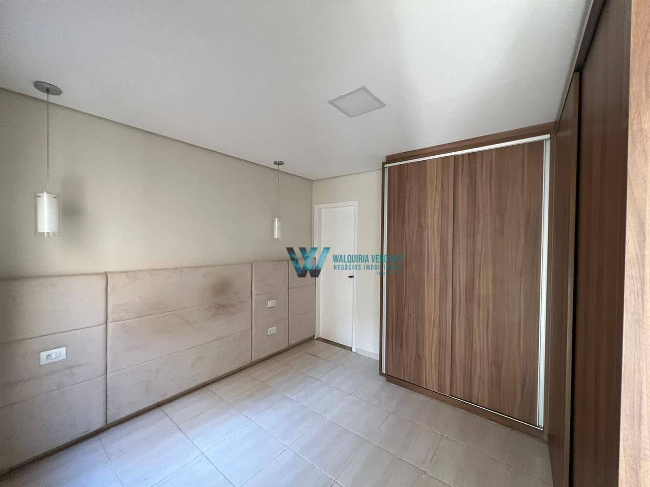 Casa à venda com 4 quartos, 222m² - Foto 21