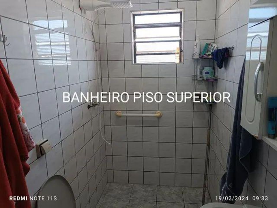 Casa à venda com 2 quartos, 196m² - Foto 3