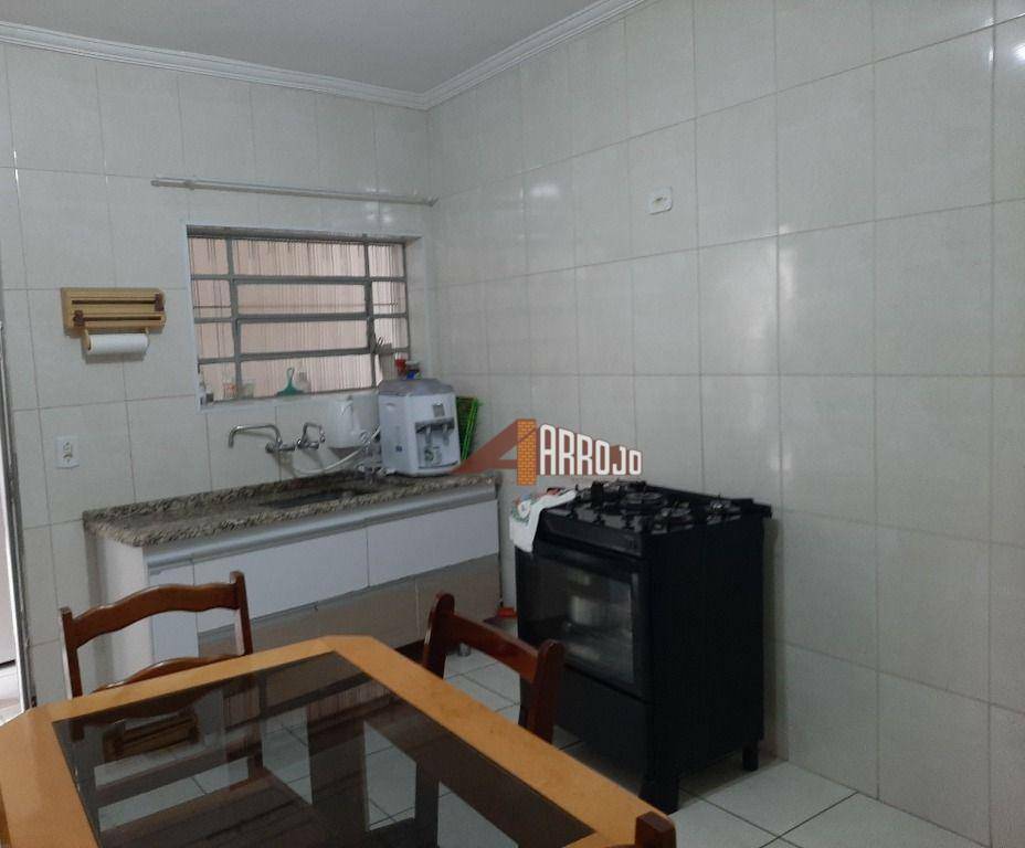 Casa à venda com 2 quartos, 108m² - Foto 6