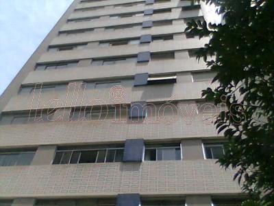 Apartamento para alugar com 3 quartos, 186m² - Foto 9