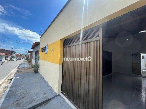 Casa para alugar com 2 quartos, 125m² - Foto 1