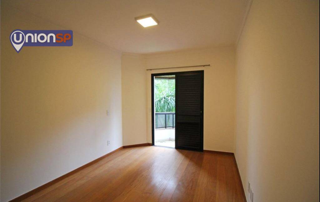 Apartamento à venda com 4 quartos, 220m² - Foto 17