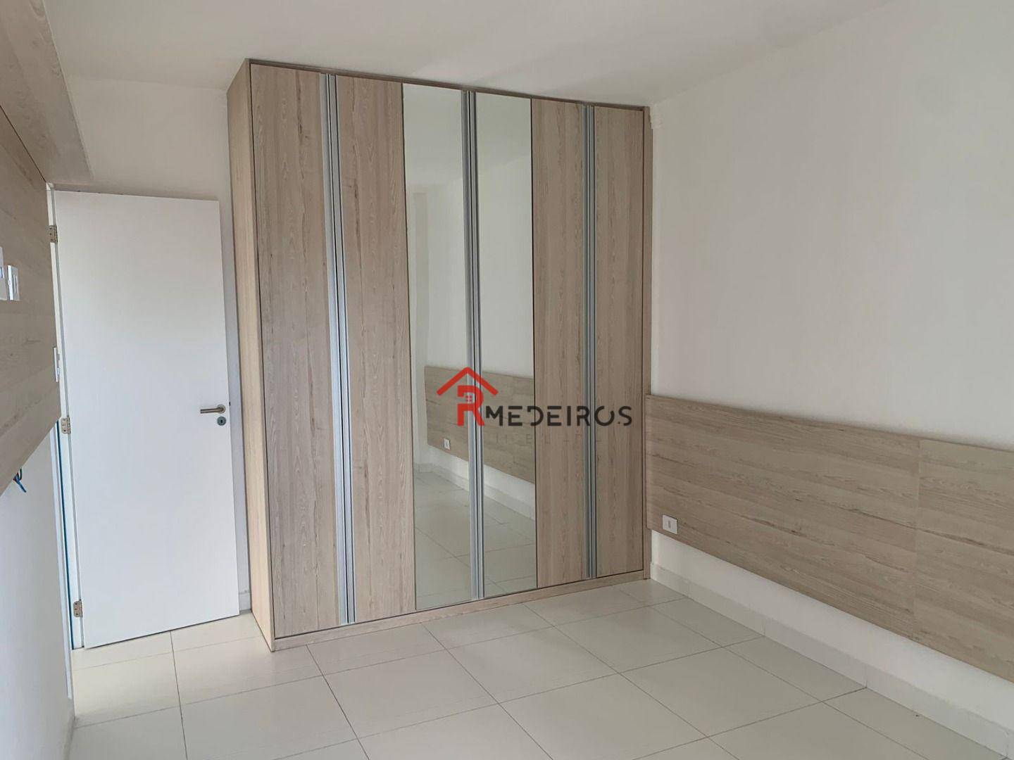 Apartamento à venda com 2 quartos, 103m² - Foto 9