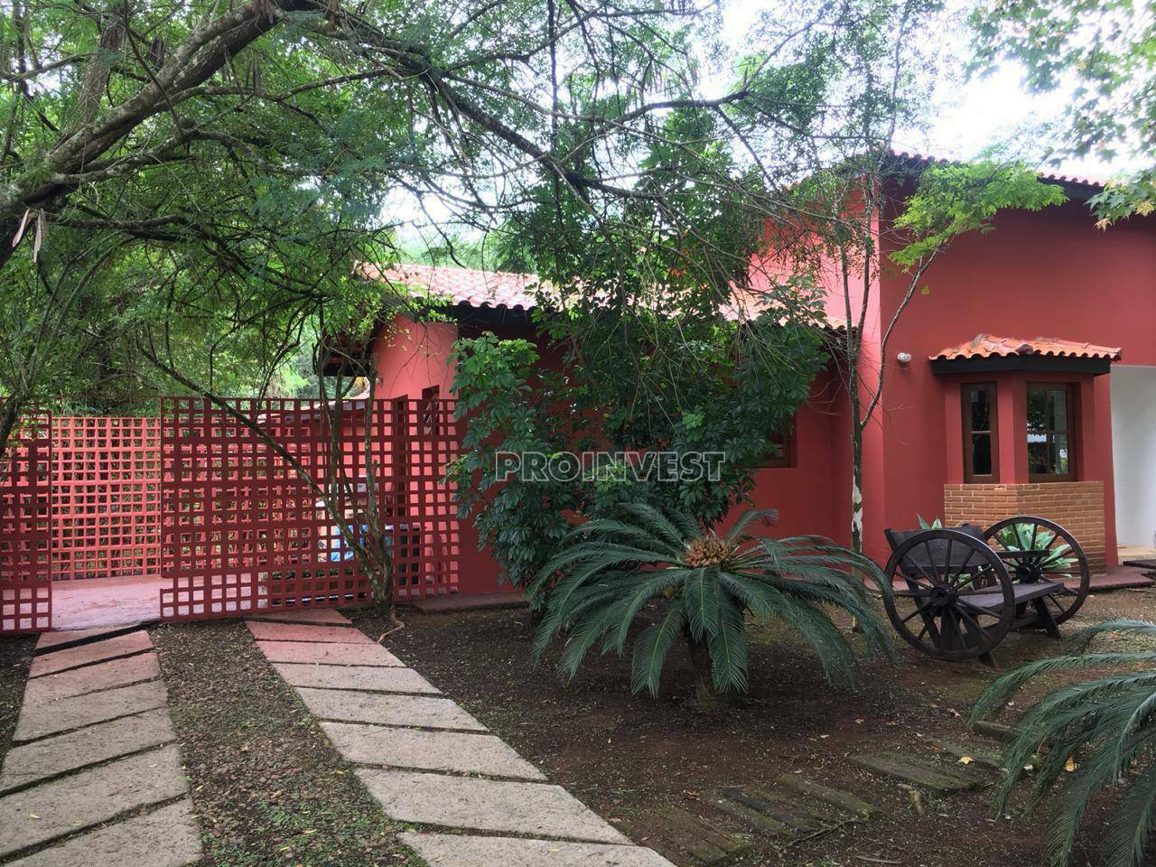 Casa de Condomínio à venda com 4 quartos, 230m² - Foto 2