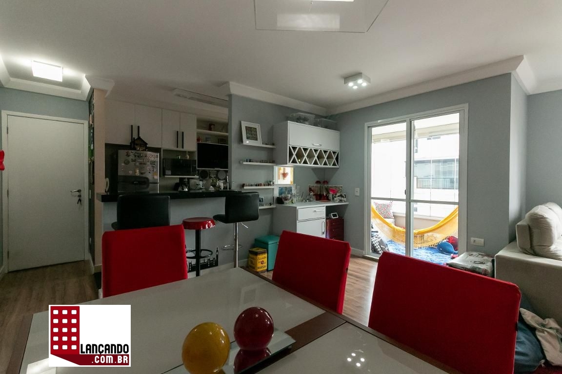 Apartamento à venda com 2 quartos, 65m² - Foto 1