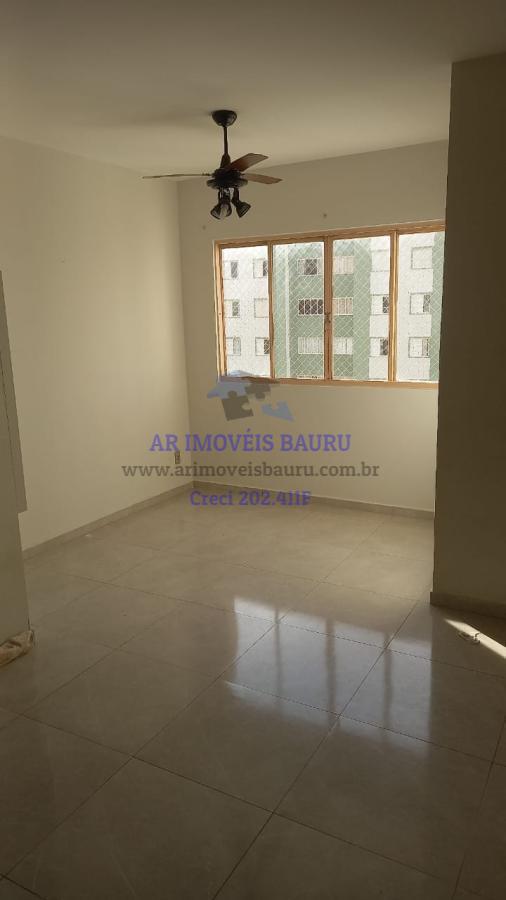 Apartamento à venda com 3 quartos, 69m² - Foto 2