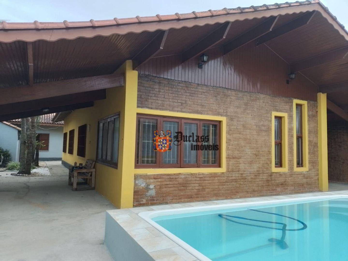 Casa à venda com 3 quartos, 125m² - Foto 1