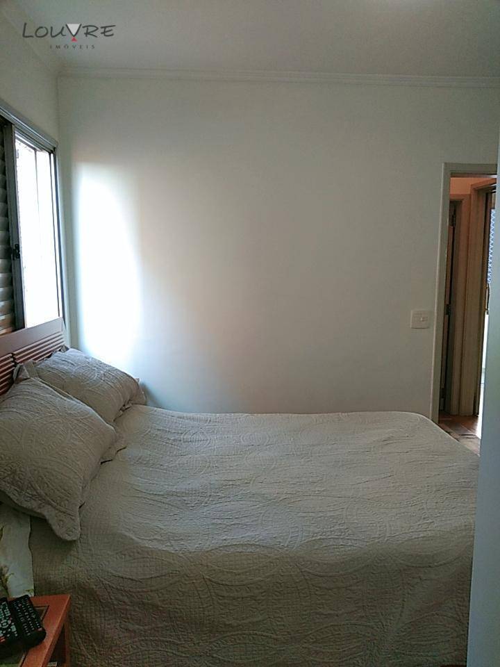 Apartamento à venda com 2 quartos, 66m² - Foto 12