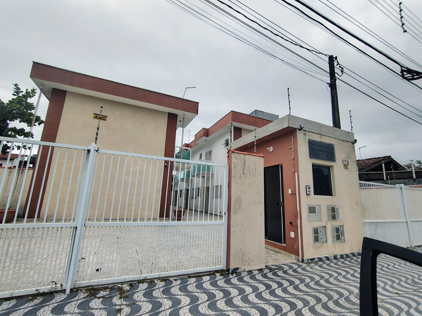 Casa à venda com 2 quartos, 60m² - Foto 11