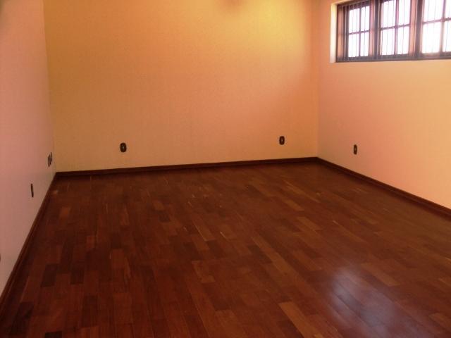 Sobrado para alugar com 3 quartos, 230m² - Foto 2