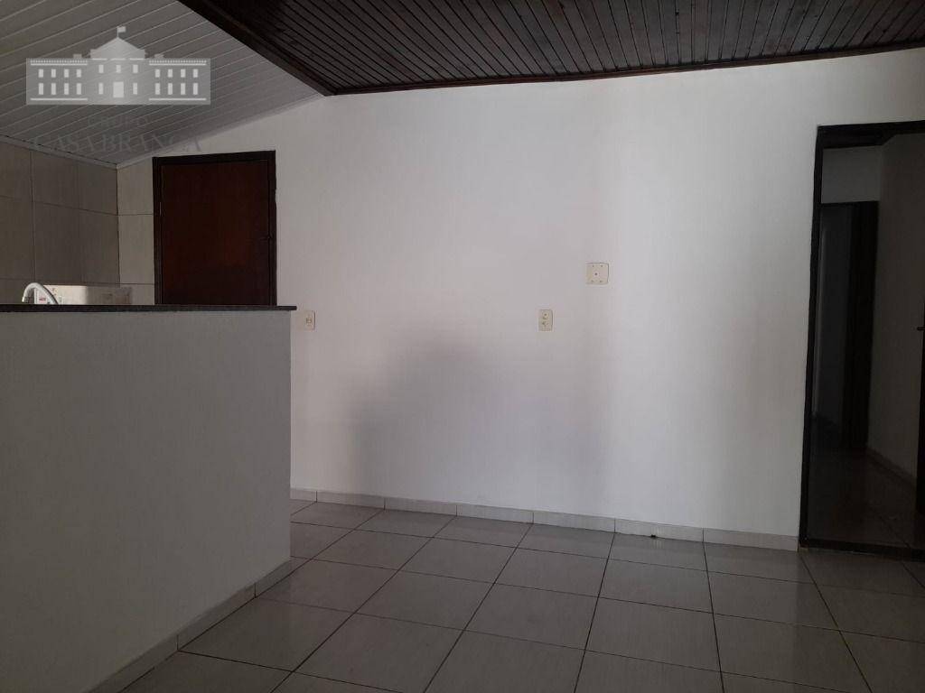 Casa à venda com 5 quartos, 130m² - Foto 23