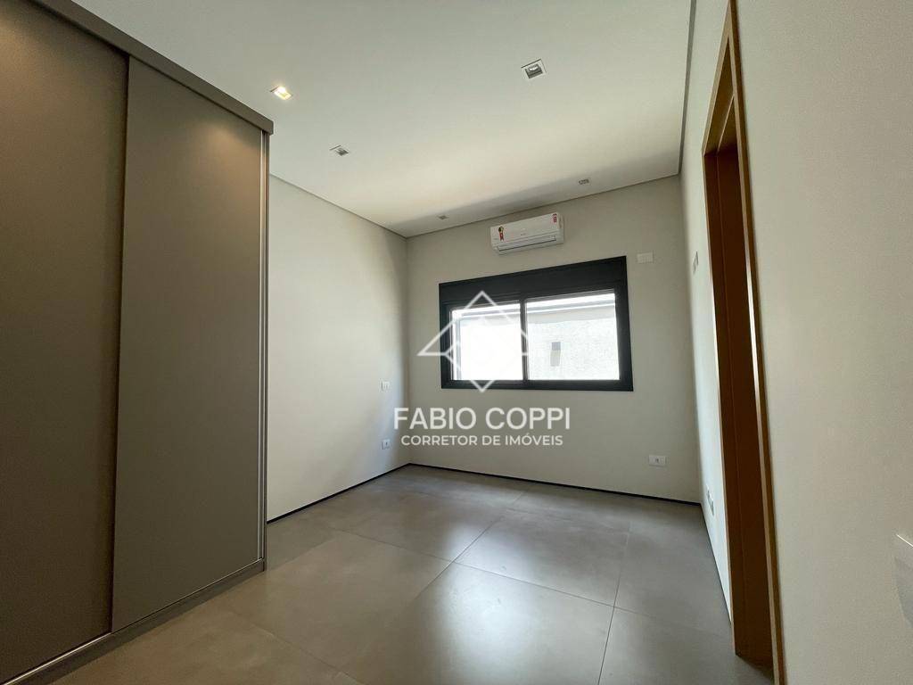 Casa de Condomínio à venda com 3 quartos, 205m² - Foto 13