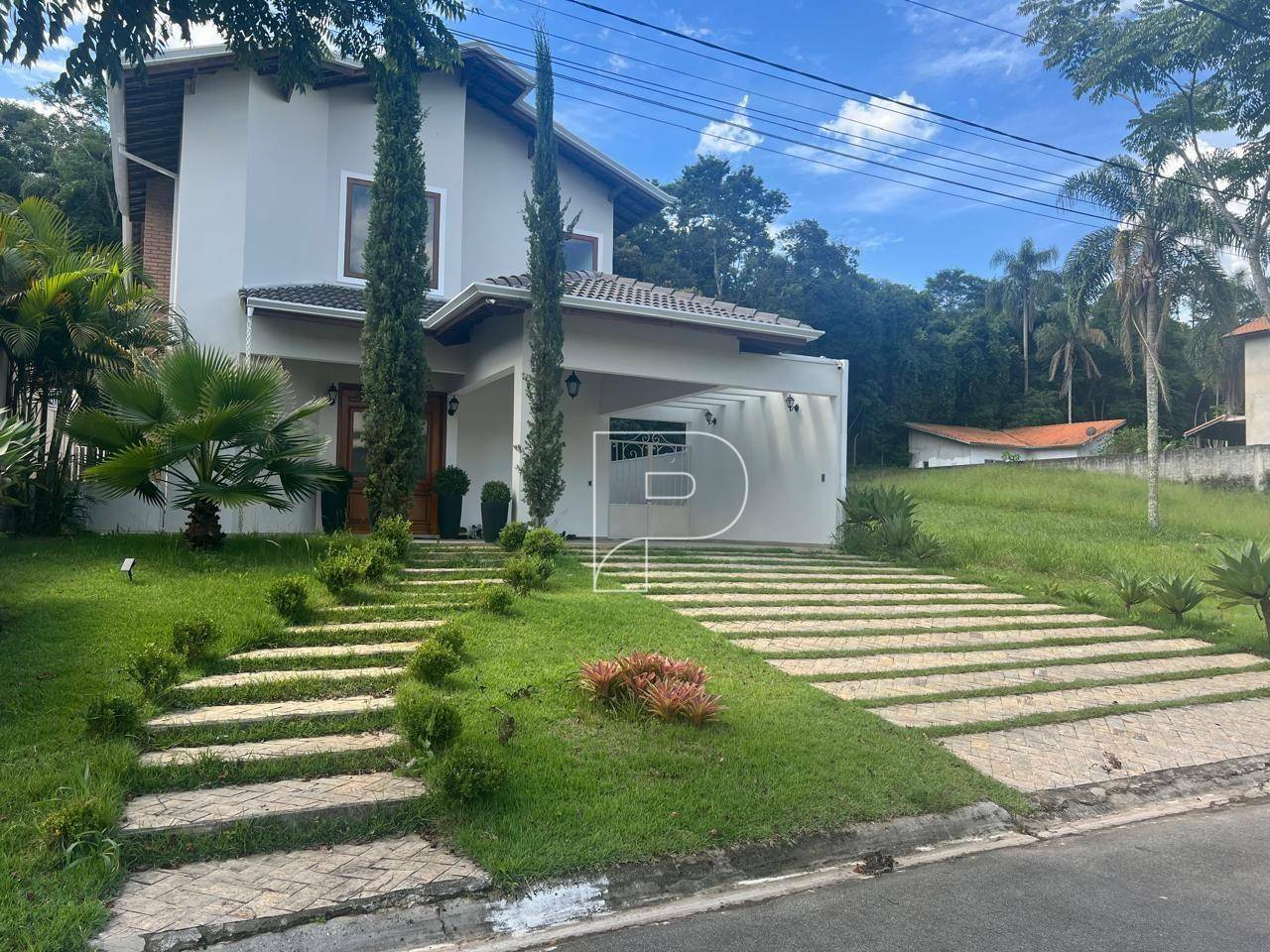 Casa de Condomínio à venda com 3 quartos, 520m² - Foto 1