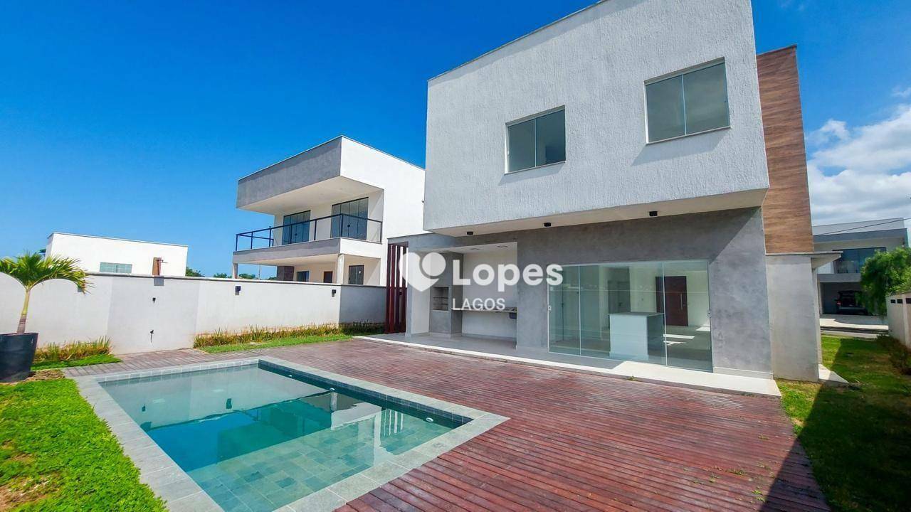 Casa de Condomínio à venda com 4 quartos, 211m² - Foto 2