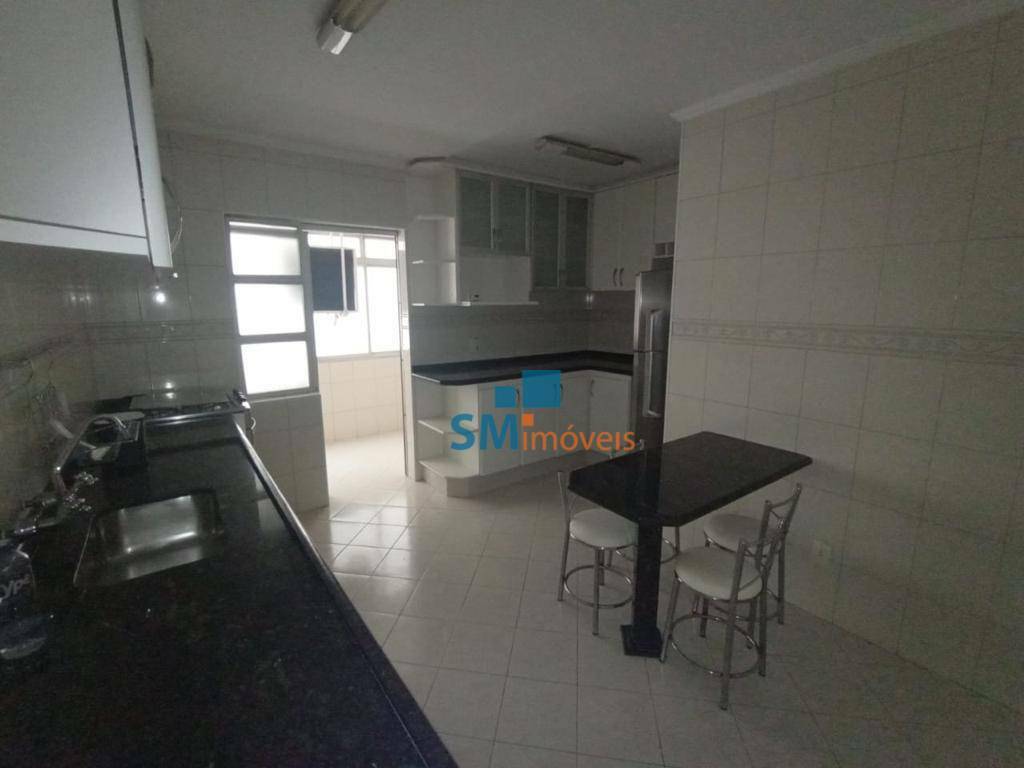 Apartamento para alugar com 4 quartos, 110m² - Foto 4