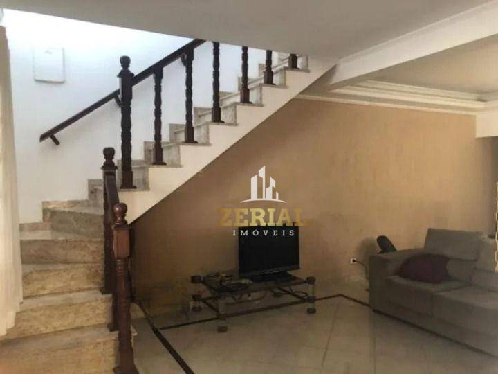 Sobrado à venda com 3 quartos, 177m² - Foto 1