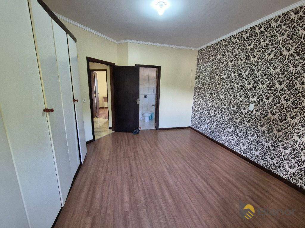 Casa à venda e aluguel com 3 quartos, 208m² - Foto 13