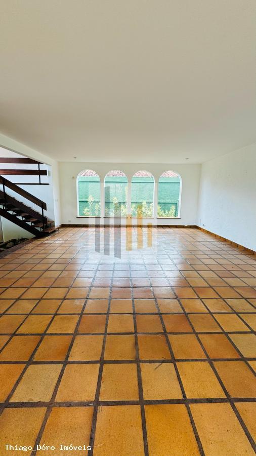 Casa à venda com 4 quartos, 840m² - Foto 12