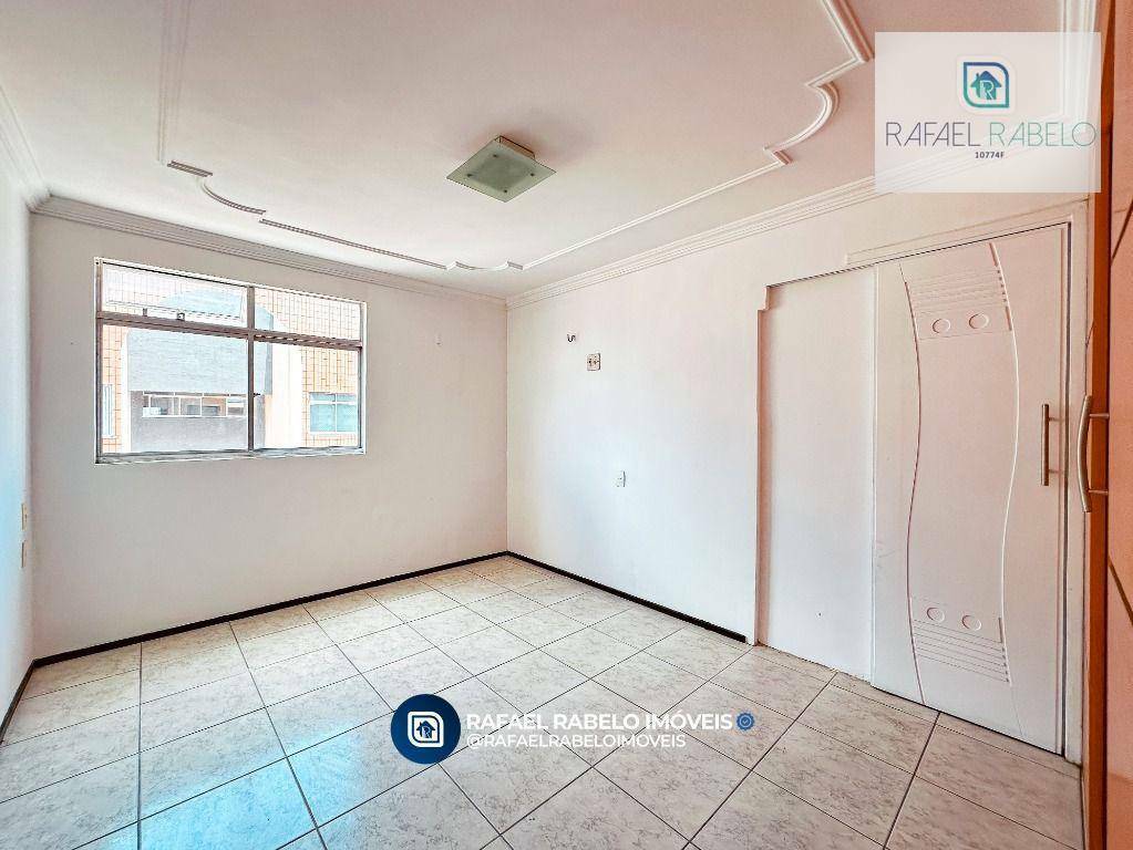 Apartamento à venda com 4 quartos, 234m² - Foto 9