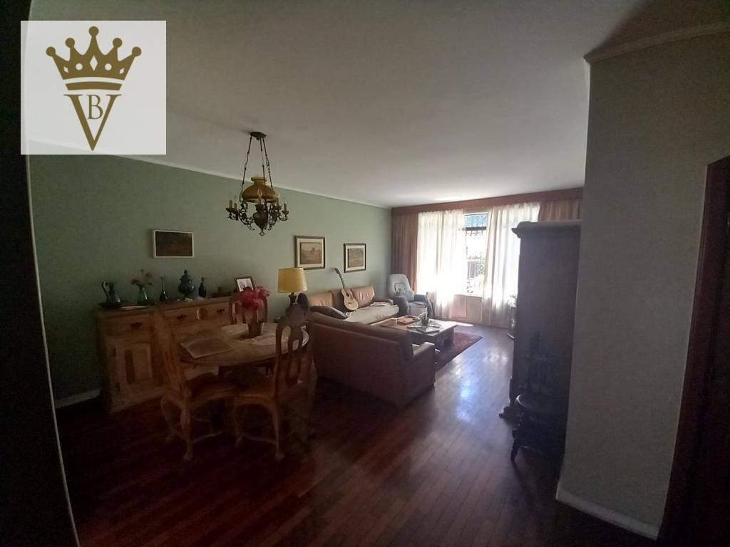 Casa de Condomínio à venda com 4 quartos, 300m² - Foto 2