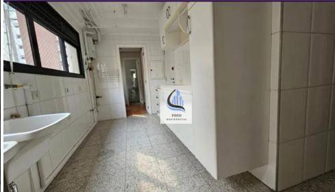 Apartamento à venda com 3 quartos, 167m² - Foto 5