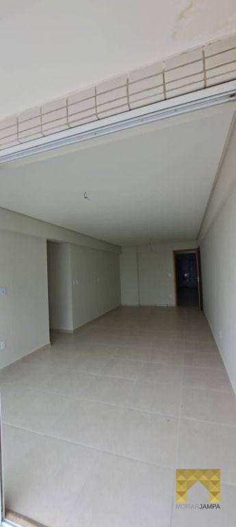 Apartamento à venda com 3 quartos, 91m² - Foto 17