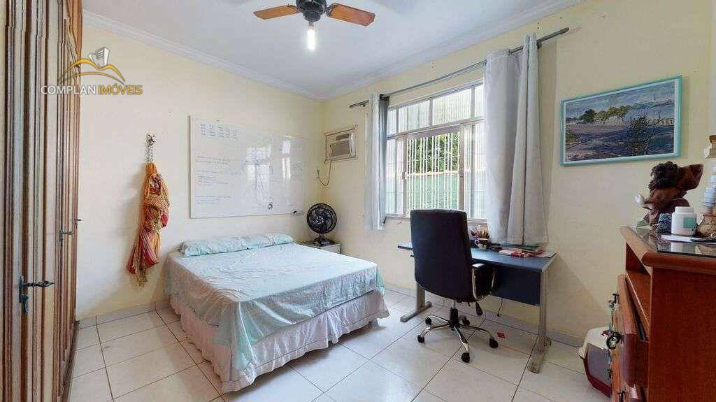 Casa de Condomínio à venda com 6 quartos, 486m² - Foto 21