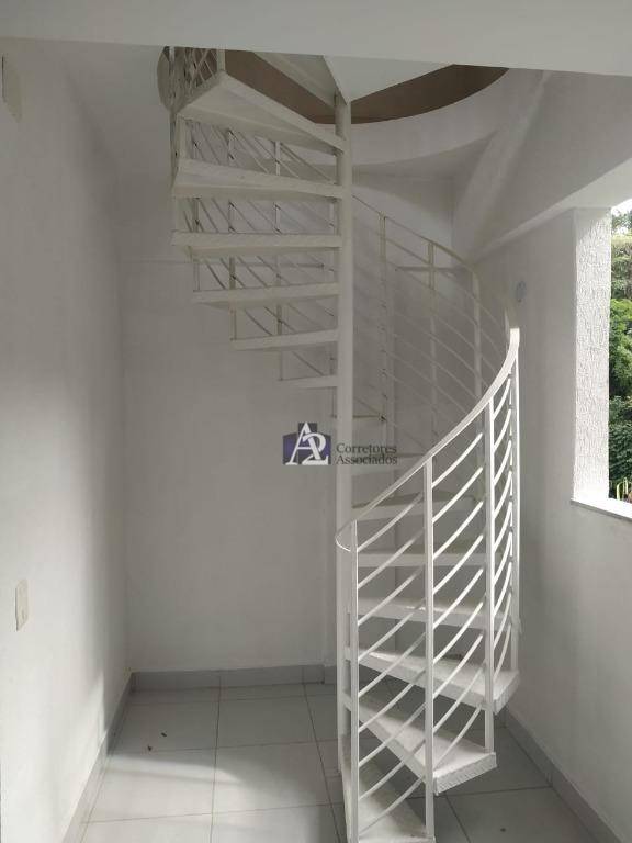 Casa à venda com 4 quartos, 140M2 - Foto 10