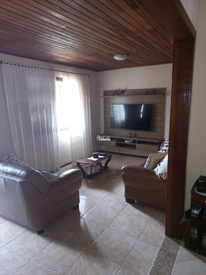 Casa à venda com 3 quartos, 200m² - Foto 7