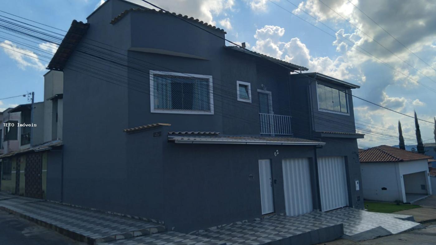 Casa à venda com 3 quartos, 200m² - Foto 2