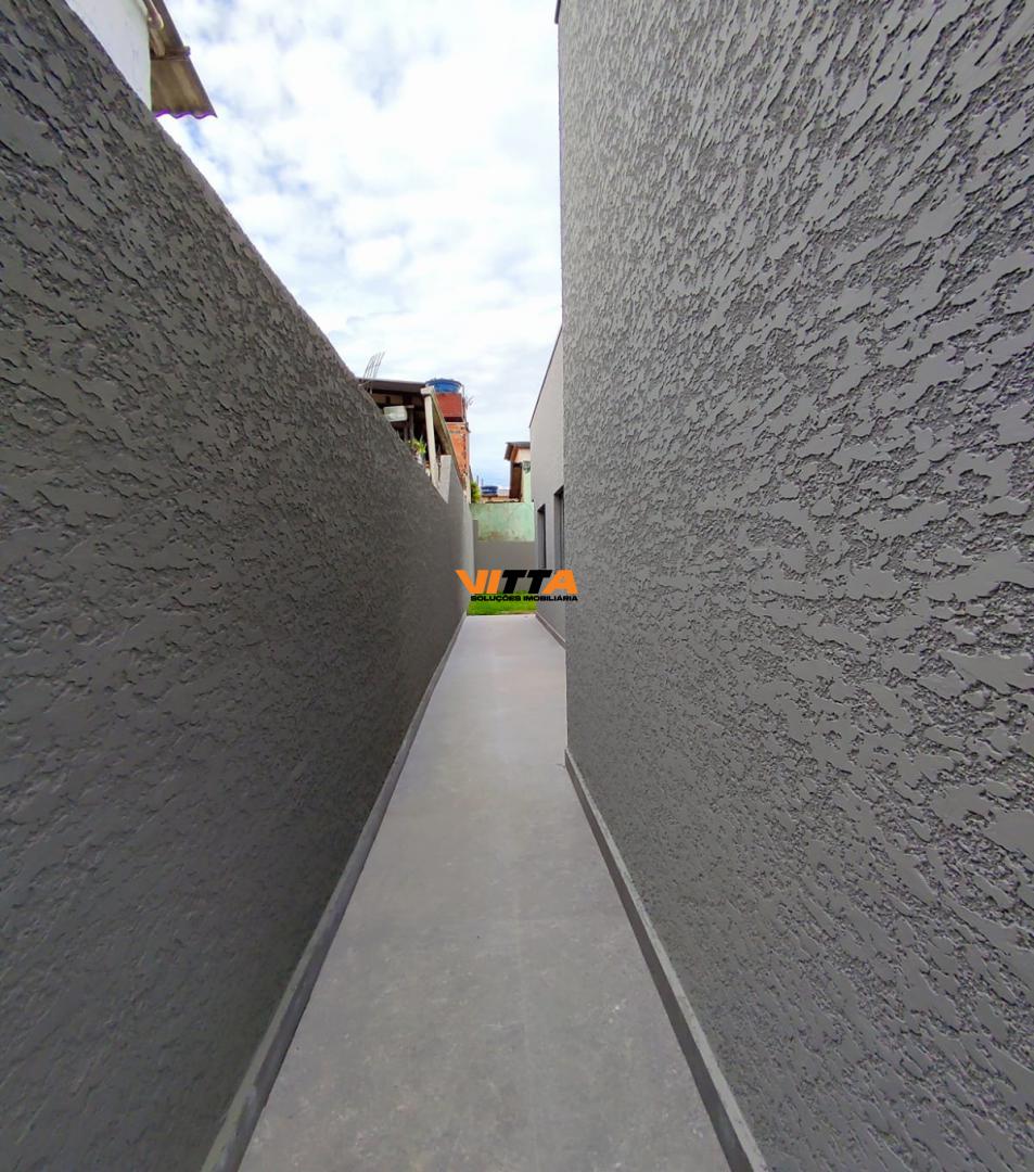Casa à venda com 2 quartos, 52m² - Foto 4