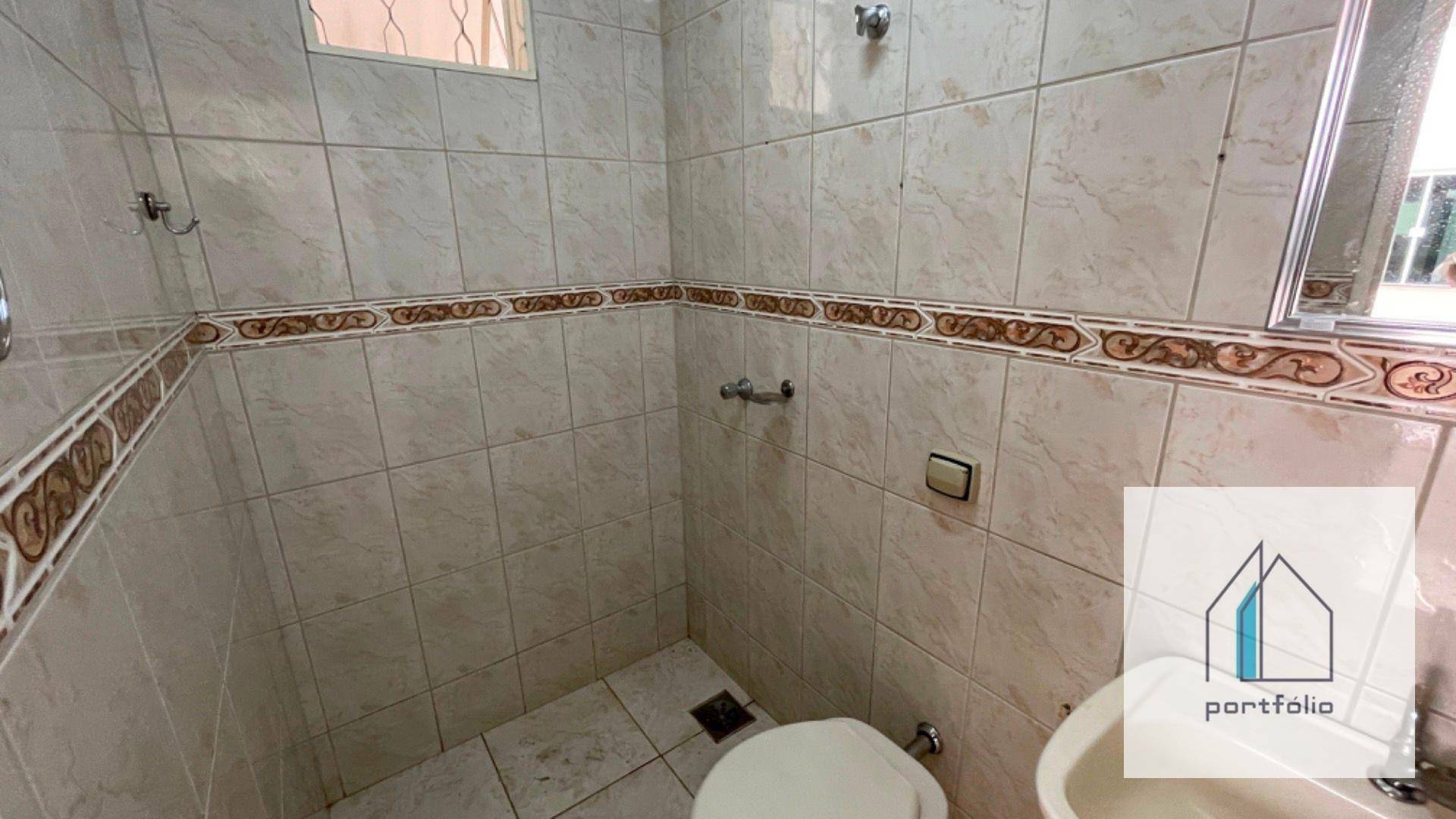 Casa de Condomínio à venda com 5 quartos, 220m² - Foto 17