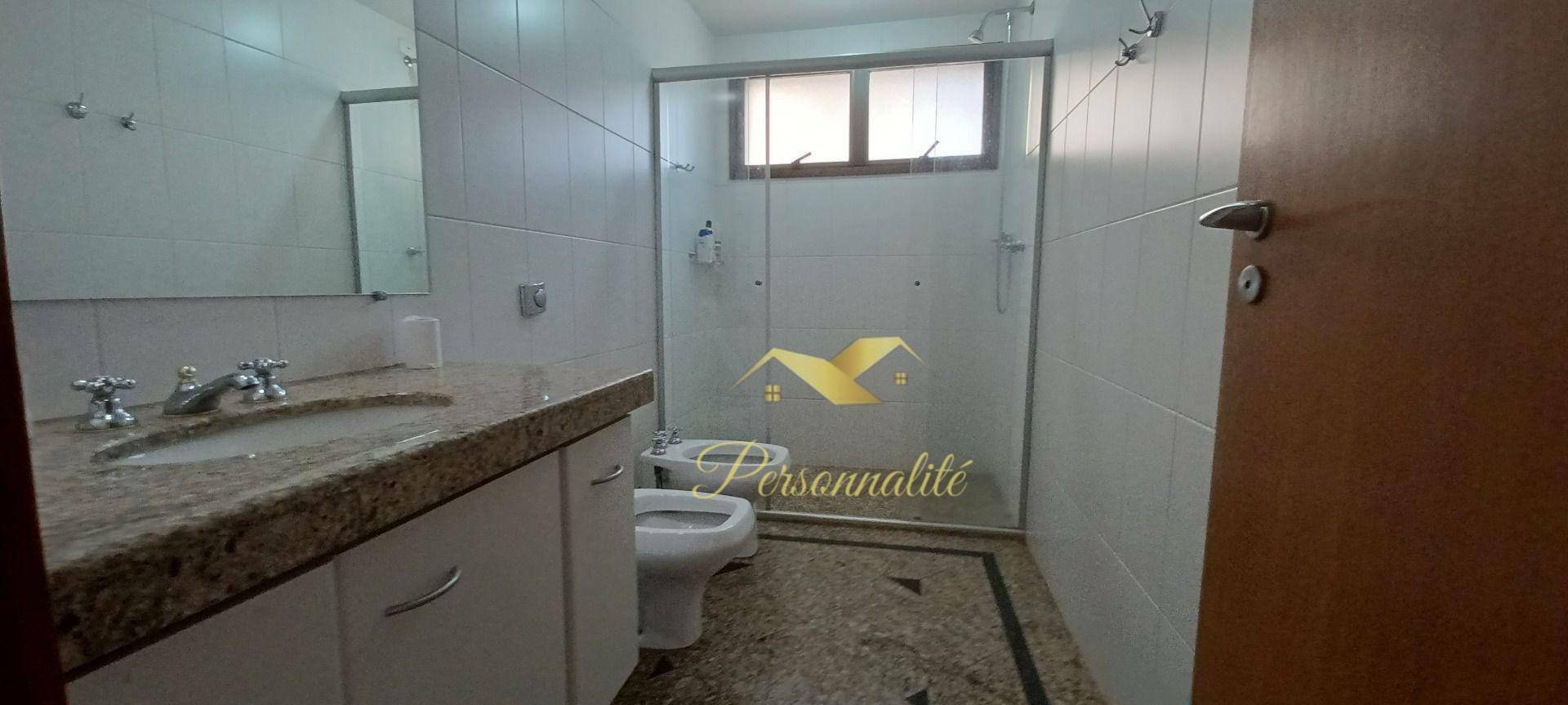 Apartamento à venda com 4 quartos, 253m² - Foto 15