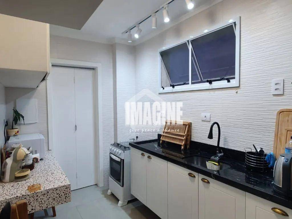 Apartamento à venda com 2 quartos, 68m² - Foto 11