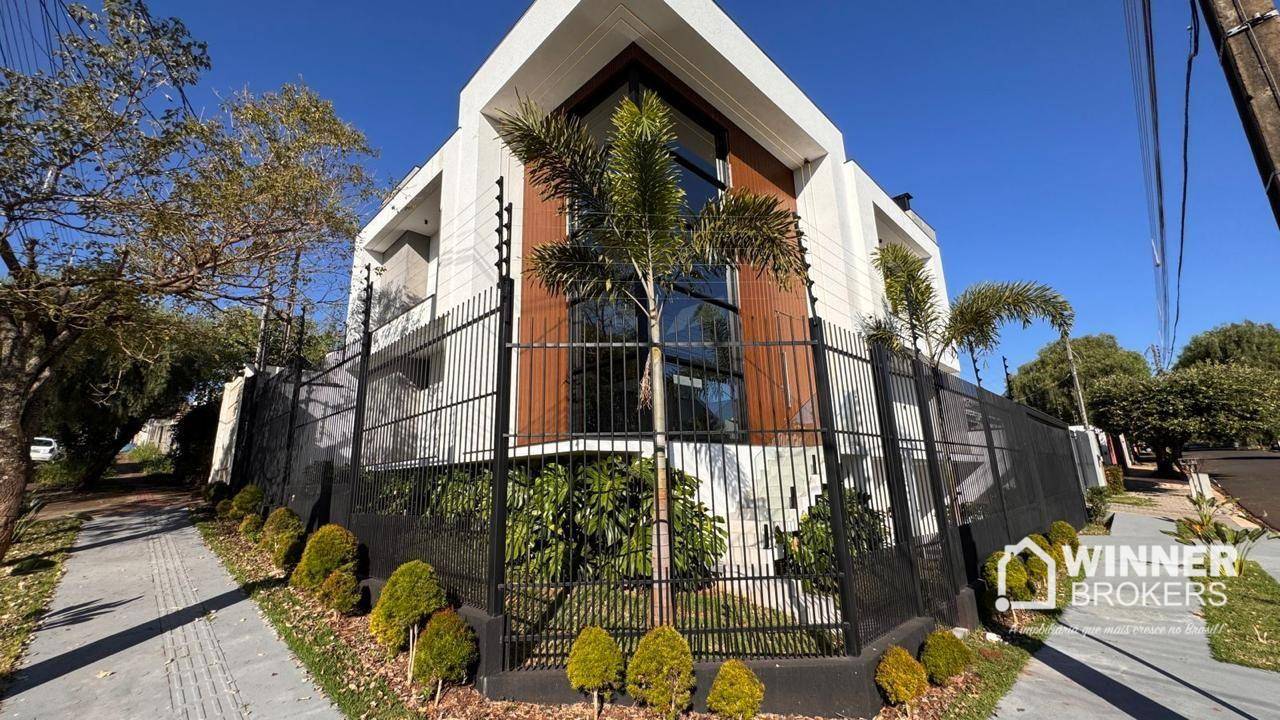 Sobrado, 4 quartos, 235 m² - Foto 2