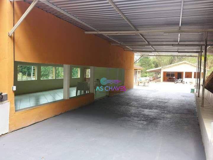 Chácara à venda com 7 quartos, 700m² - Foto 5