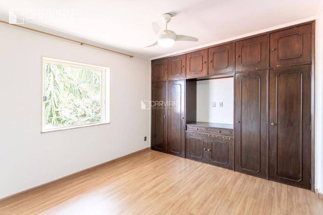 Casa à venda com 2 quartos, 378m² - Foto 29